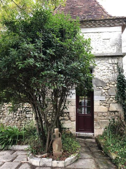 Gite De L'Edelinie Nanteuil-Auriac-de-Bourzac エクステリア 写真